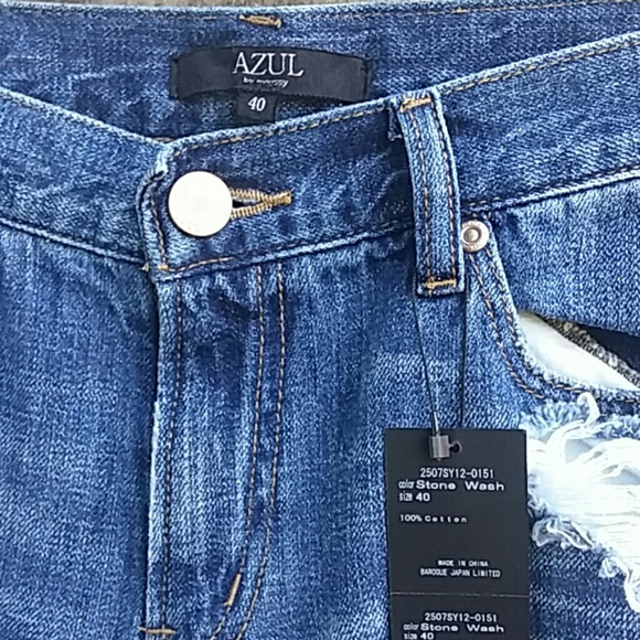 Destroyed Distressed 40” waist Ripped Jeans NWT - Picture 4 of 8